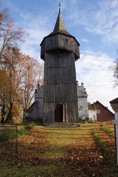 Plik:Parafiakłebowo1.jpg