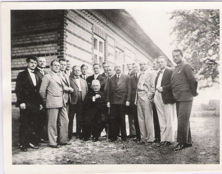 Plik:Nauczyciele na warmii.jpg